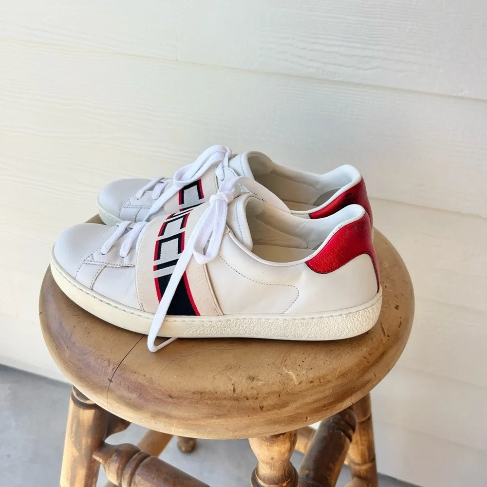 GUCCI Calfskin Stripe Men’s New Ace Sneakers New Mystic White Ecru Red Flame